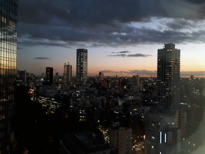 夕暮れ時の西新宿